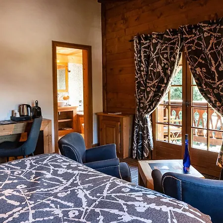 Fer à Cheval Hotel