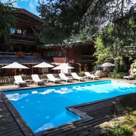 Hotel Fer à Cheval 5*