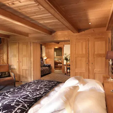 Fer A Cheval Hotel 5*