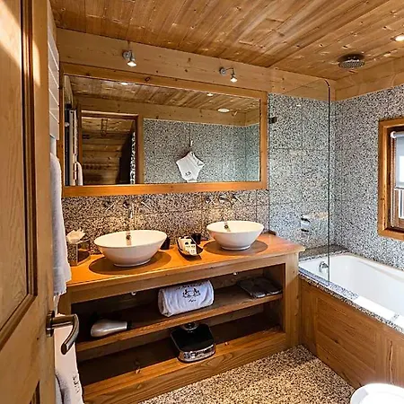 Hotell Fer A Cheval 5*