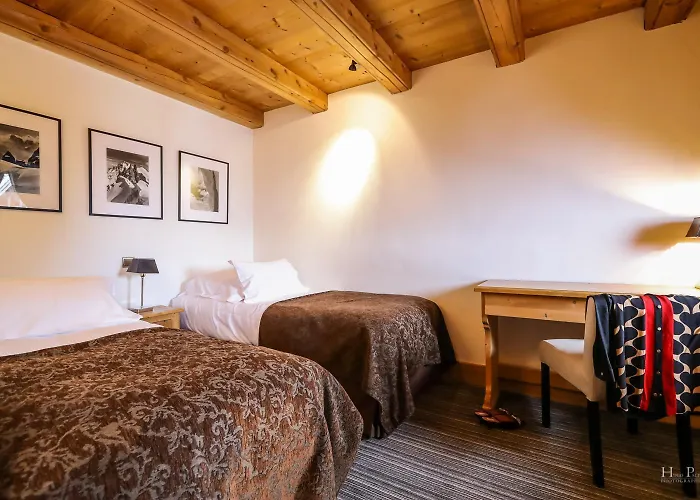 Fer à Cheval Hotel 5*