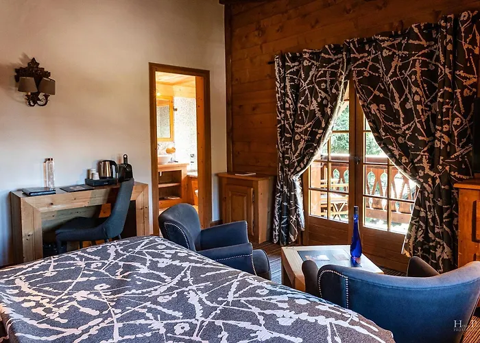 Fer à Cheval Hotel